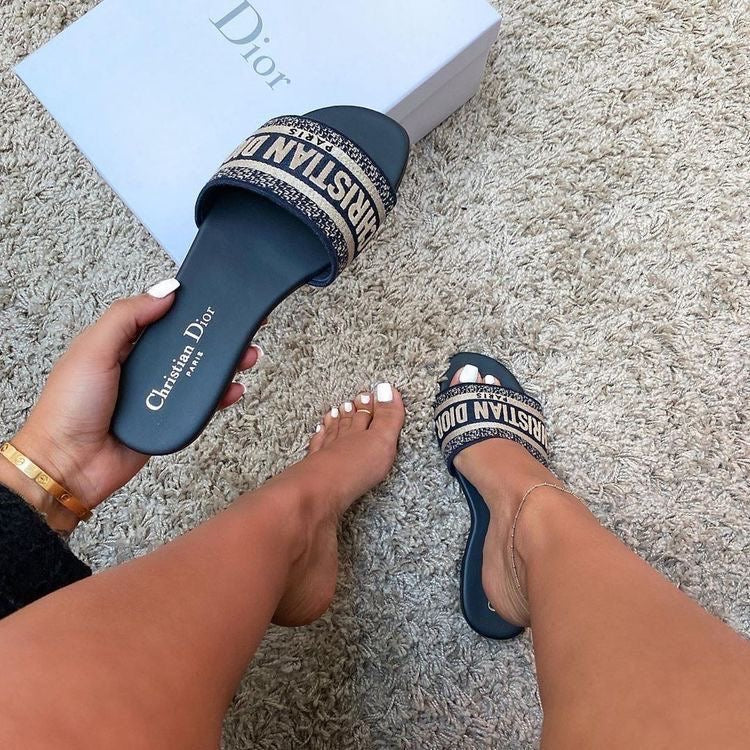 CD Black Sandals