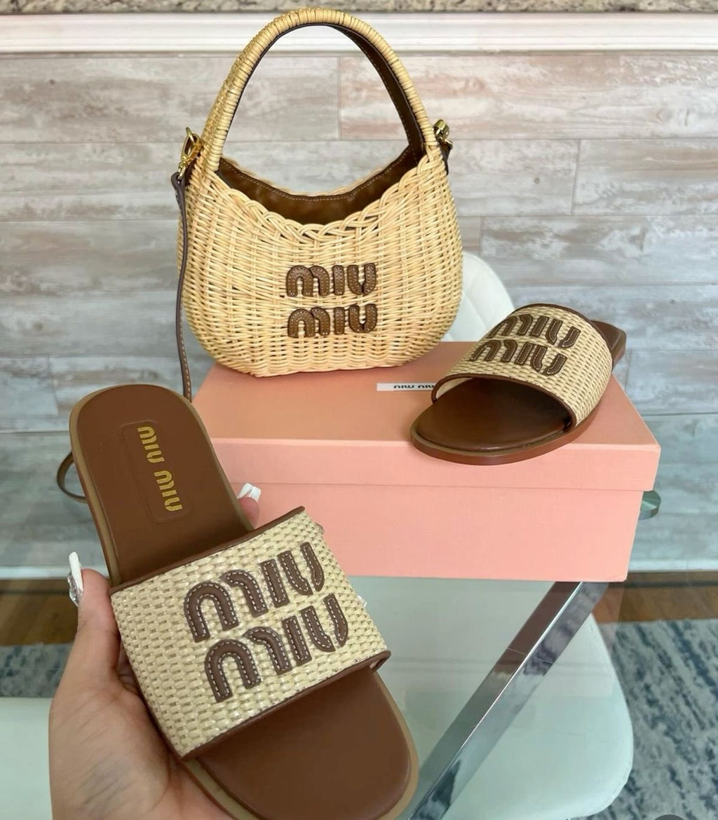 M•M Fashion Sandals