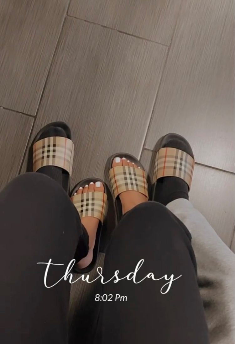 BT- Beige Slides