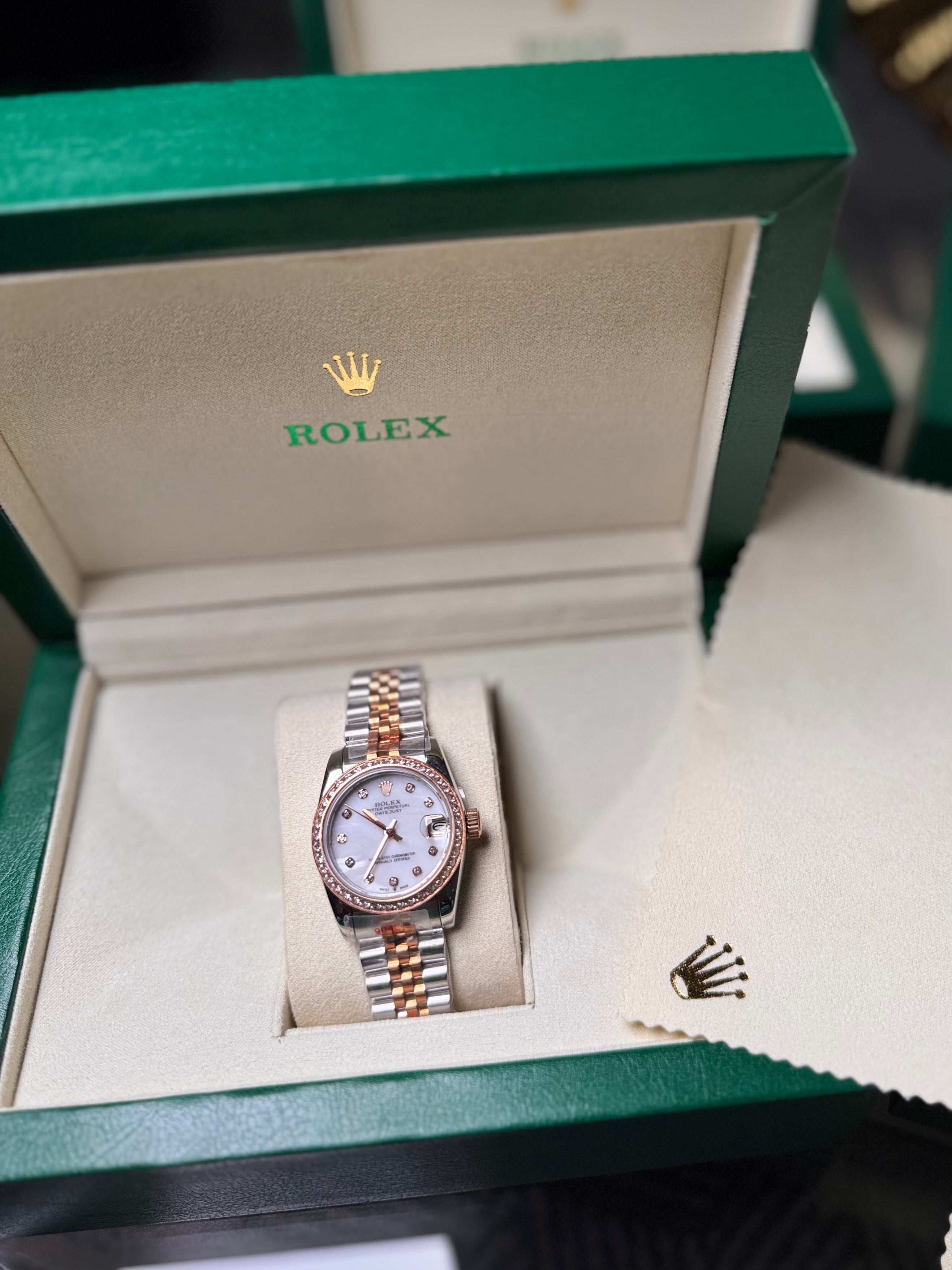 Silver and Gold Watch 31MM        box included