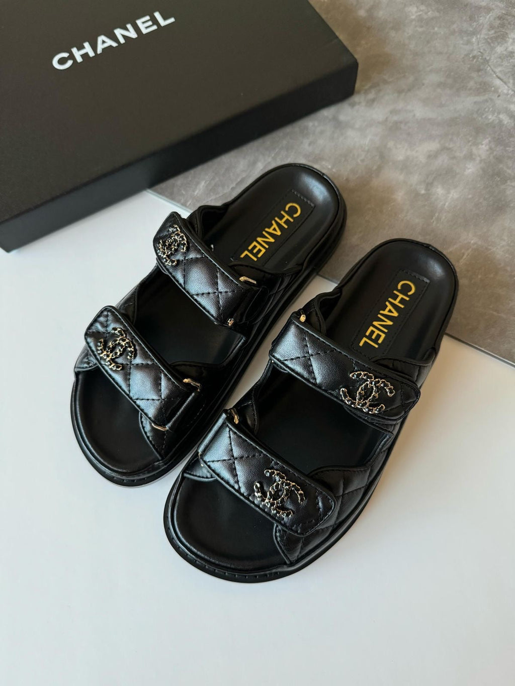 Women’s Black Sandals CH