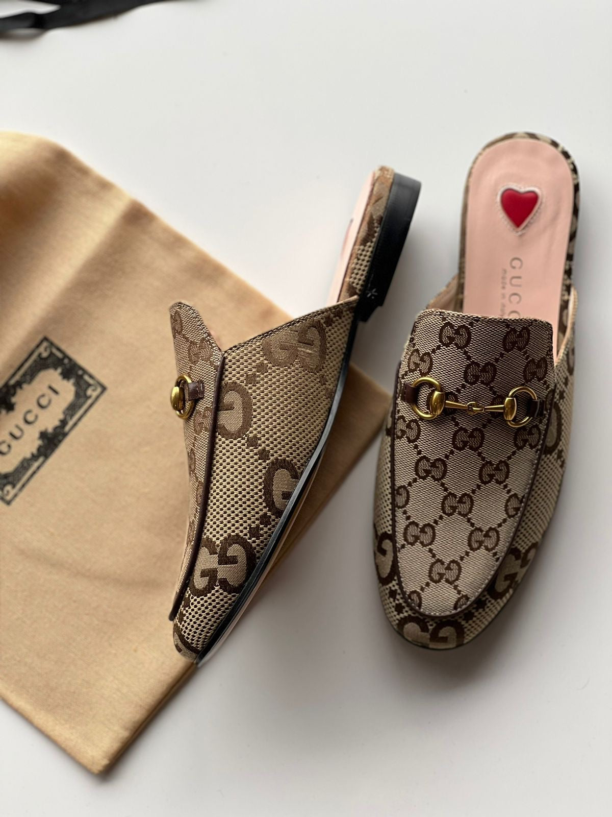 Brown Shoes Gc.