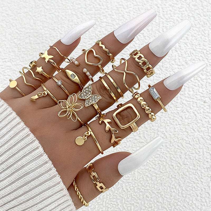 Creative English Virgin Mary Diamond Ring Set (13 Pieces)